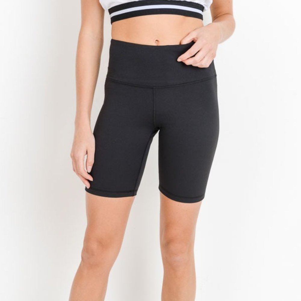 Highwaisted Bermuda Biker Shorts